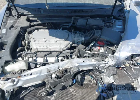 2005 Acura Rl 3.5 from USA, damaged, VIN JH4KB16535C012580